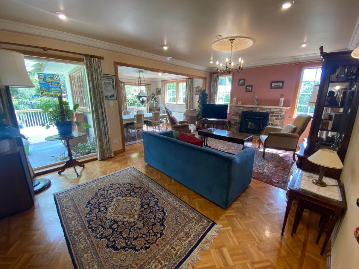 Twin Totara Cottage Upper Hutt Eksteriør bilde
